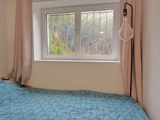 Maison à vendre à VILLERS ALLERAND (51), une maison principale sur deux niveaux, un logement indépendant, une piscine extérieure  ;