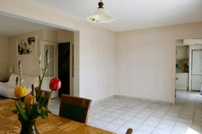 Maison à vendre à BEZANNES (51), 4 chambres + sous sol complet sur une parcelle de 743m2 arborée