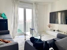Dpt Marne (51), à vendre REIMS un appartement au quatrième et dernier étage, un balcon, une cave, 