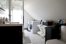 A vendre à Villers-Allerand une maison 160m2 : 5 chambres ; deux studios indepandants 35m2 et 55m2 ;