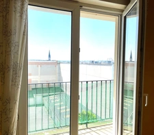 Dpt Marne (51), à vendre REIMS un appartement au quatrième et dernier étage, un balcon, une cave, 