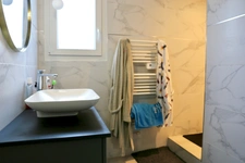 A vendre à Villers-Allerand une maison 160m2 : 5 chambres ; deux studios indepandants 35m2 et 55m2 ;