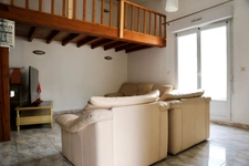 A vendre maison louée de plain pied+parking+garage : Clairmarais, 2 chambres, 2 cours   REIMS (51)