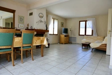 Maison à vendre à BEZANNES (51), 4 chambres + sous sol complet sur une parcelle de 743m2 arborée