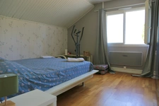 Maison à vendre à VILLERS ALLERAND (51), une maison principale sur deux niveaux, un logement indépendant, une piscine extérieure  ;