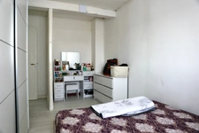 Dpt Marne (51), à vendre REIMS un appartement au quatrième et dernier étage, un balcon, une cave, 