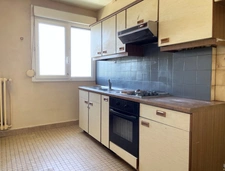 Dpt Marne (51), à vendre REIMS un appartement au quatrième et dernier étage, un balcon, une cave, 
