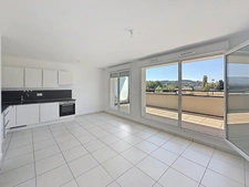 Appartement à vendre 3 pièces CRANVES SALES (74)