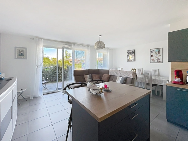 Appartement à vendre 4 pièces en rez de jardin VULBENS
