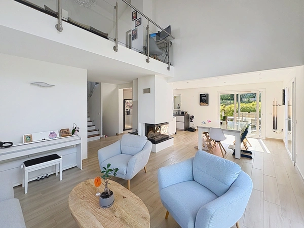 Maison à vendre 6 pièces BEAUMONT (74)