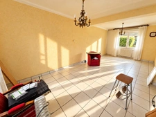 GUIPAVAS CENTRE – MAISON 4 CHAMBRES À RÉNOVER + TERRAIN CONSTRUCTIBLE