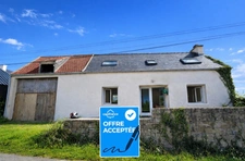 Maison 3 chambres avec hangar – Travaux à prévoir – Beau potentiel PLOUNEVEZ LOCHRIST (29)
