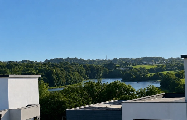 Superbe Maison contemporaine lumineuse avec terrasse et suite parentale – à découvrir ! TREGLONOU (29)