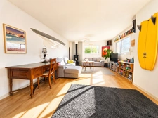 Maison contemporaine de 175 m² – Vie de plain-pied – Centre de Lannilis