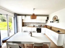 Maison contemporaine de 2009  GOULVEN (29)