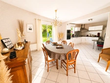 GOUESNOU – Maison familiale 5 chambres avec jardin paysager – Emplacement recherché