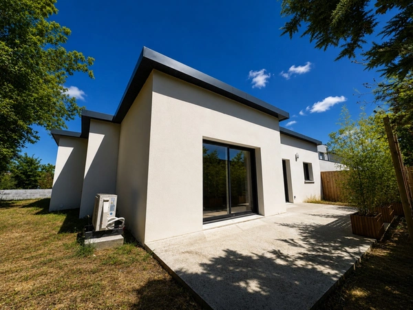 Maison de plain-pied de 102 m² LANNILIS (29)
