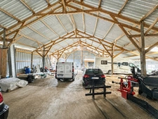 Corps de ferme 110 m² avec dépendances et hangar sur 4000 m² KERNILIS (29)
