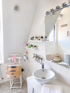 COUP DE CŒUR À CONCARNEAU – MAISON FAMILIALE RÉNOVÉE AVEC PETITE VUE MER