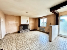 Maison 3 chambres avec hangar – Travaux à prévoir – Beau potentiel PLOUNEVEZ LOCHRIST (29)