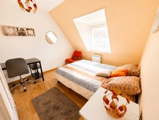 GOUESNOU – Maison familiale 5 chambres avec jardin paysager – Emplacement recherché