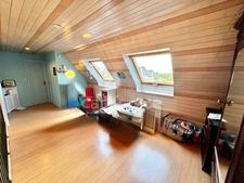  Maison spacieuse avec jardin fleuri et piscine intérieure LANDEDA (29)