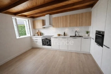 Ensemble immobilier à rénover – Grand terrain – PLOUDIRY (29)
