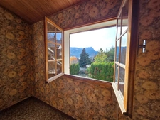 Maison à vendre  maison de 5 chambres EMBRUN (05) avec grand terrain de 2000 M2,poossibilité d'y faire 2 appartements et de détacher une partie du terrain pour construction