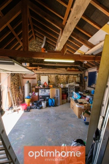 Vue dégagée, environnement paisible et jardin verdoyant – Maison familiale aux multiples possibilités