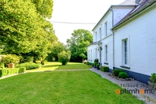  Maison bourgeoise avec piscine sur plus de 14 000 m², cadre calme et intimité préservée