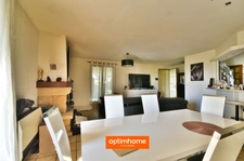 Maison à louer 4 pièces AMBARES ET LAGRAVE (33)