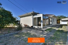 Maison à vendre 4 pièces AMBARES ET LAGRAVE (33)