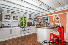 Chaumière en parfait état, 4 chambres et un studio indépendant - 117m² - 240.000€