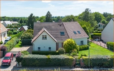 Maison contemporaine Le Neubourg - 7 pièces - 188 m2 hab -1302 m2 de terrain