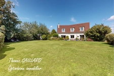 Maison contemporaine Le Neubourg - 7 pièces - 188 m2 hab -1302 m2 de terrain