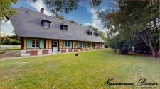Belle demeure normande de 200m², 5 chambres, 4 salle d'eau et un bureau, 339 000 €