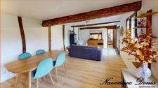 Maison de charme avec 3 chambres et garage proche du centre-ville et des écoles – 220 000€