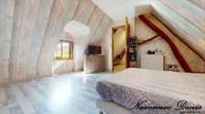 Maison normande de 115 m² avec dépendances aménageables de 110m² , calme et cachet – 274 000 €