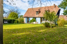 Maison de 120m² - 3 chambres - 10 minutes de Bosroumois - 270.000€