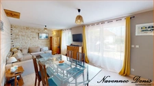 Maison spacieuse avec 3 chambres et véranda proche du centre-ville et des écoles – 197 600 €