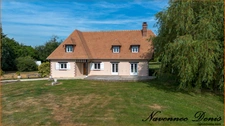 Entre Bernay et Brionne – Maison familiale de 4 chambres sur un jardin arboré de 6 000 m²