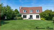 Maison contemporaine Le Neubourg - 7 pièces - 188 m2 hab -1302 m2 de terrain