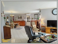  Maison contemporaine de plain-pied avec grand terrain arboré Proche de CHALAIS (16)
