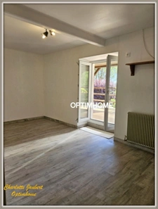 Maison contemporaine avec piscine, appartement indépendant et vaste terrain arboré