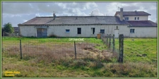 ensemble de 2 maisons+ dependances + grand terrain + étang 