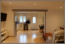 Grande maison divisée en 3 appartements 