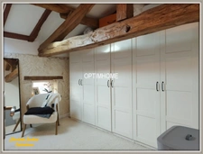 Propriété avec maison d'habitation +gîte + nombreuses dépendances + grand terrain 