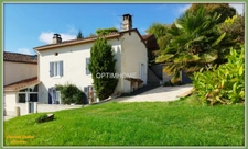 Ensemble immobilier en pierre 