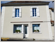 Ensemble immobilier en pierre 