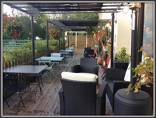 Restaurant + appartement à rénover vendre CHALAIS (16)